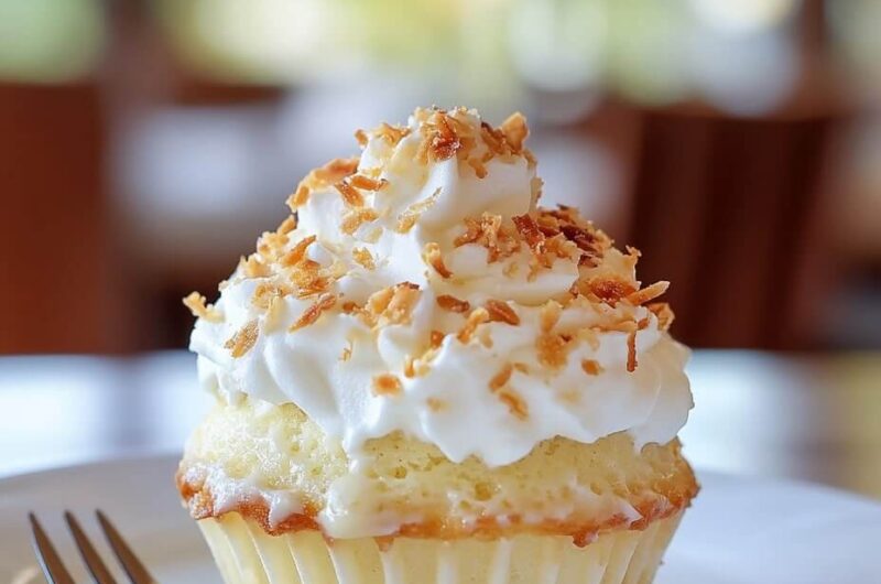 Coconut Cream Pie Cupcakes: A Tropical Dessert Delight